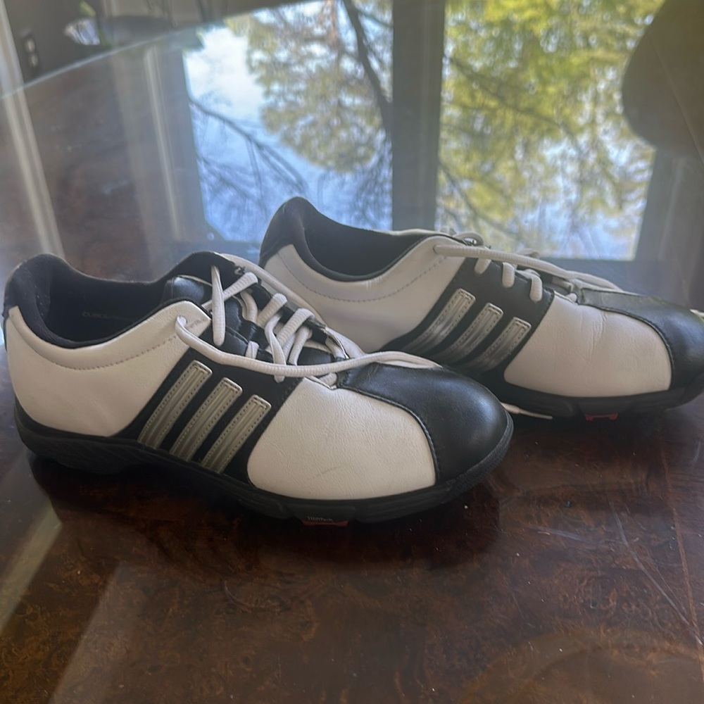Adidas golf shoes size 6